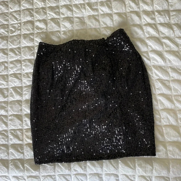 Lioness black sequin mini skirt - Picture 9 of 15